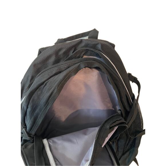 High Sierra Padded Computer Backpack - Picture 4 of 5